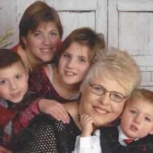 Meet your Posher, Jennifer